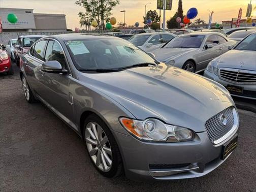 2011 Jaguar XF Premium