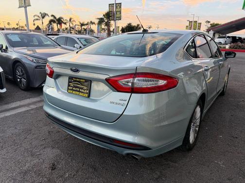 2013 Ford Fusion Hybrid SE Hybrid