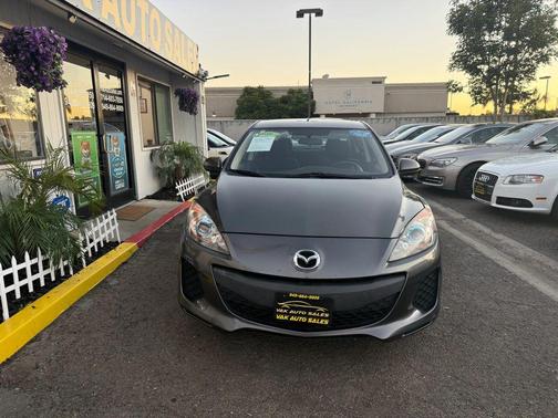 2012 Mazda Mazda3 i Touring