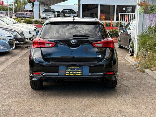 2016 Scion iM Hatchback 4D