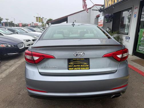 2016 Hyundai SONATA SE