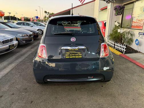 2017 FIAT 500e Battery Electric