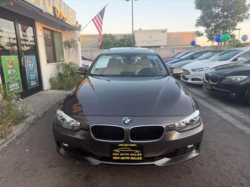 2012 BMW 328 328i Sedan 4D