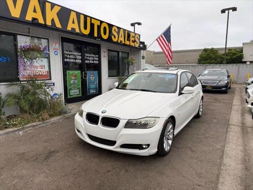 2011 BMW 328 328i Sedan 4D