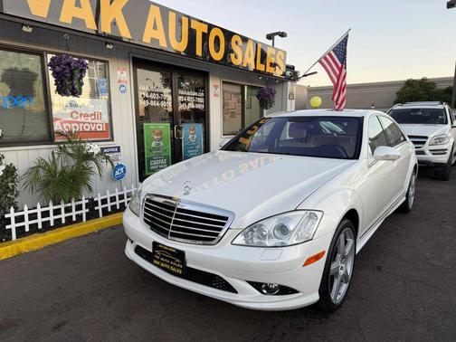 2009 Mercedes-Benz S-Class S 550 Sedan 4D
