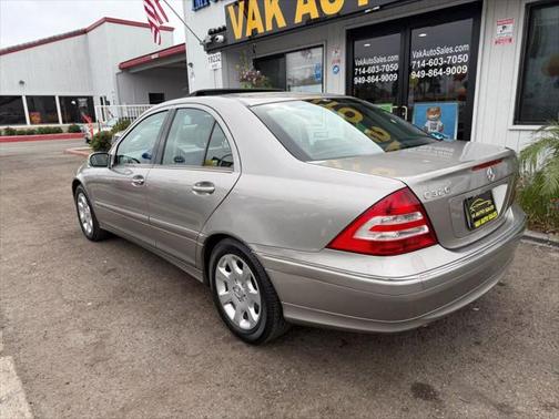 2005 Mercedes-Benz C-Class Luxury
