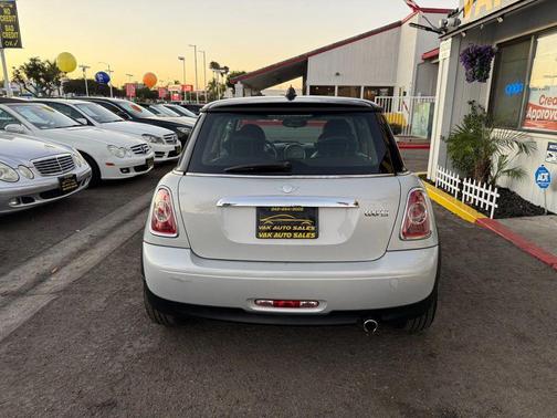 2012 MINI Cooper Base