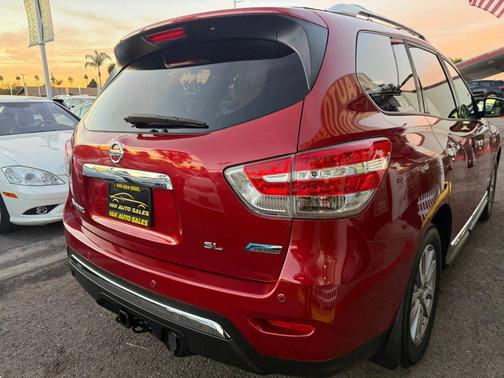 2014 Nissan Pathfinder Hybrid SL