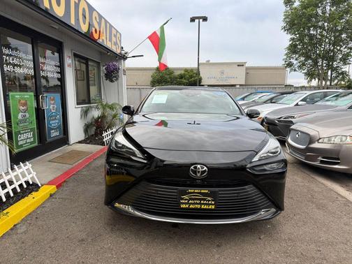 2021 Toyota Mirai Base