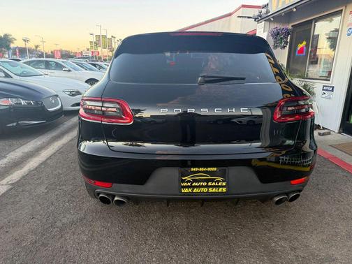 2015 Porsche Macan S