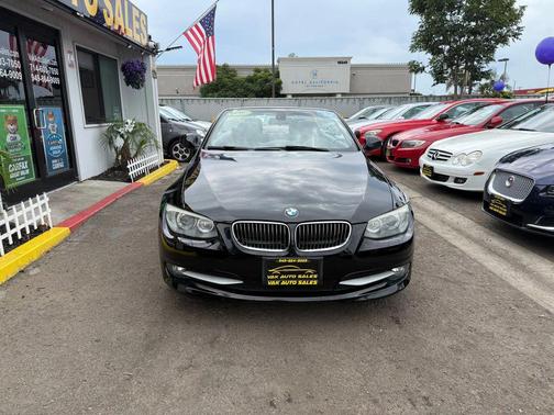 2011 BMW 328 328i Convertible 2D