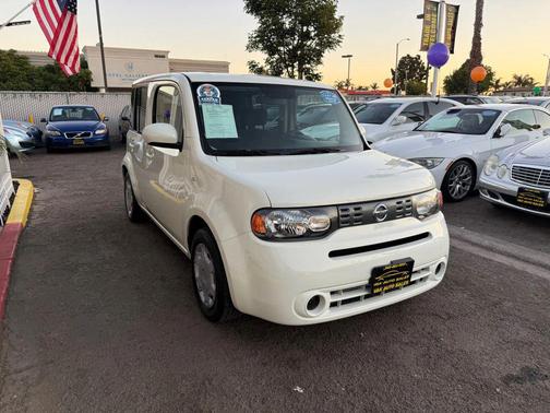 2010 Nissan Cube SL Wagon 4D