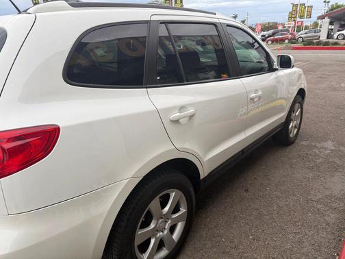 2009 Hyundai SANTA FE SE