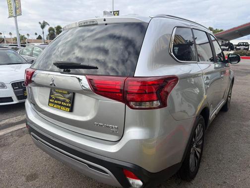 2019 Mitsubishi Outlander SEL
