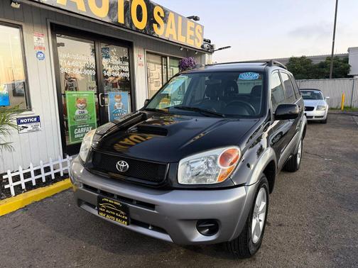 2005 Toyota RAV4 Base