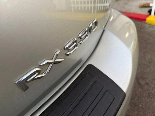 2004 Lexus RX 330 Base