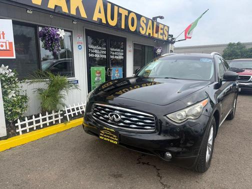 2010 INFINITI FX35 Base