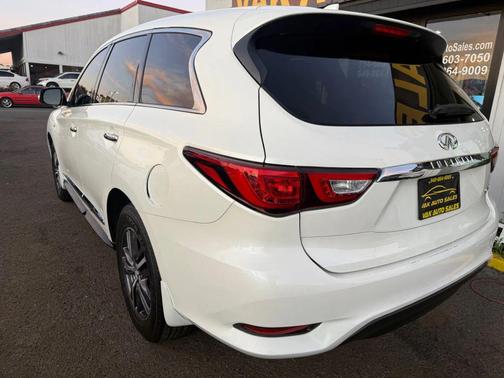 2016 INFINITI QX60 Base