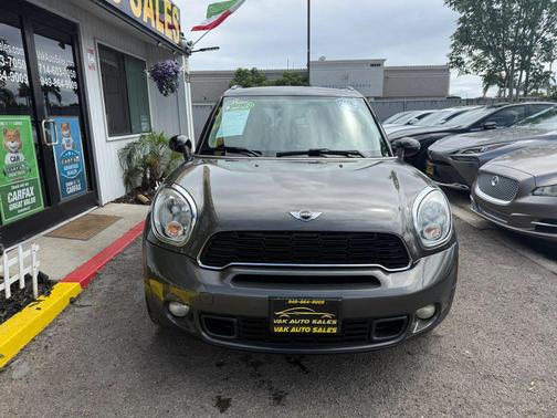 2012 MINI Cooper S Countryman Base