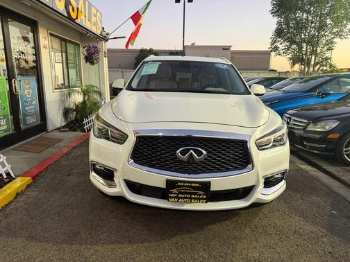 2017 INFINITI QX60 Base
