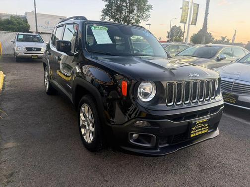 Black 2016 Jeep Renegade Latitude