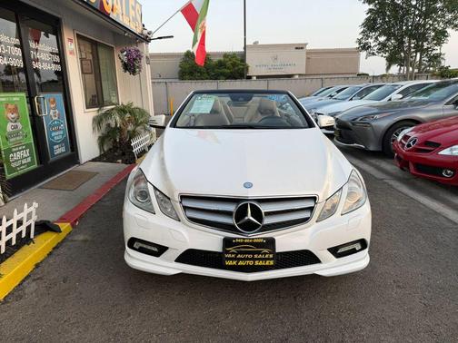2011 Mercedes-Benz E-Class E 550 Convertible 2D