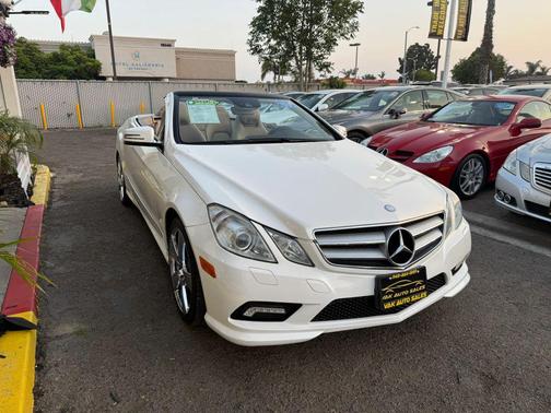2011 Mercedes-Benz E-Class E 550 Convertible 2D