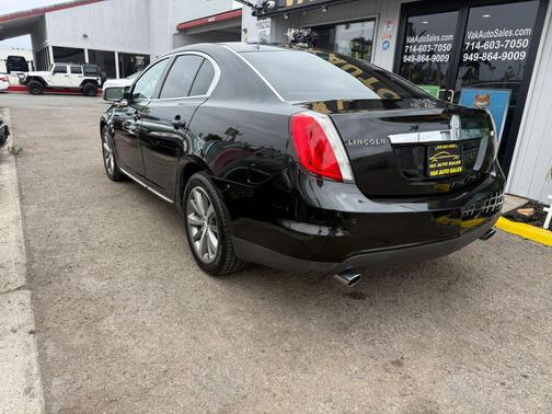 2009 Lincoln MKS Base
