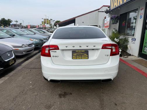 2015 Volvo S60 T5 Premier Plus