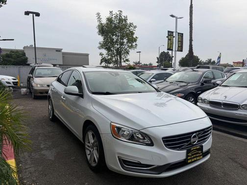 2015 Volvo S60 T5 Premier Plus