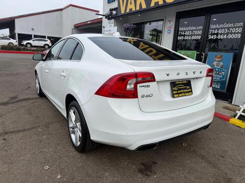 2015 Volvo S60 T5 Premier Plus