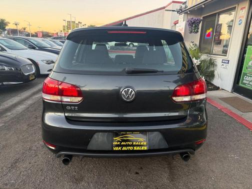 2011 Volkswagen GTI 4-Door
