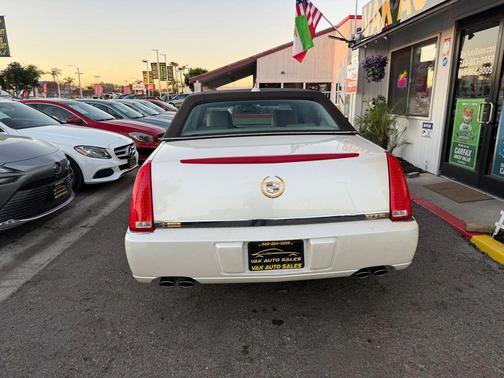2009 Cadillac DTS 1SA
