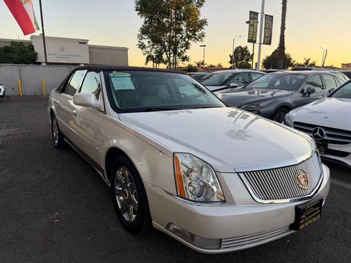 2009 Cadillac DTS 1SA