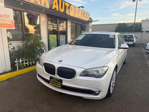 2012 BMW 750 Li