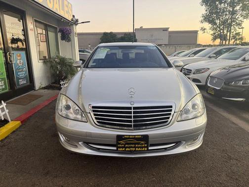 2007 Mercedes-Benz S-Class S 550 Sedan 4D