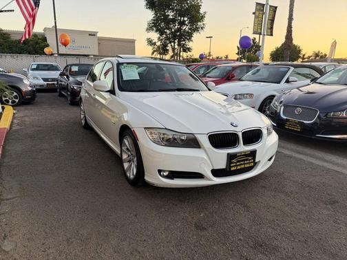2011 BMW 328 328i Sedan 4D