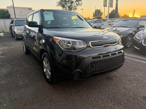 2016 Kia Soul Base