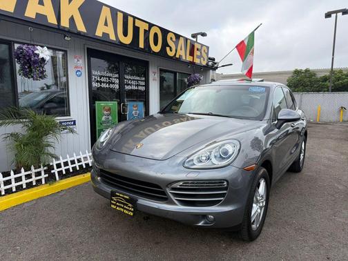 Black 2012 Porsche Cayenne Cayenne