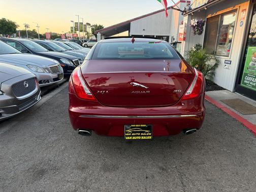 2014 Jaguar XJ XJL Portfolio