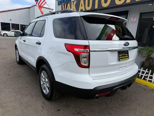 Oxford White 2013 Ford Explorer Sport