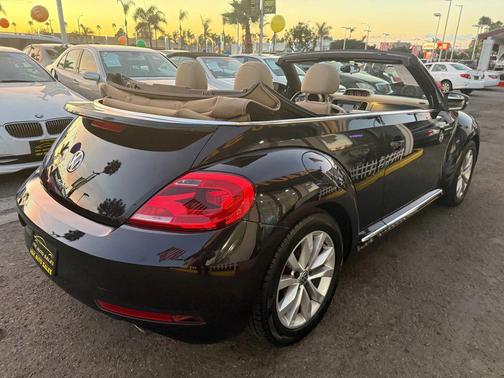 2013 Volkswagen Beetle 2.0T
