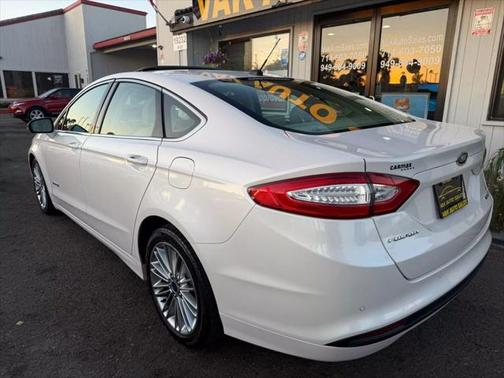 2013 Ford Fusion Hybrid SE Hybrid