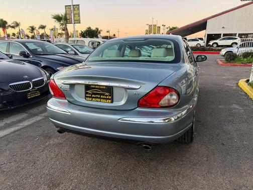 2005 Jaguar X-Type 3.0L Sedan 4D