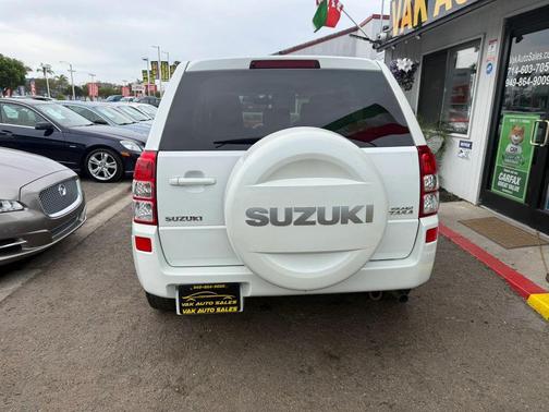 2011 Suzuki Grand Vitara Premium
