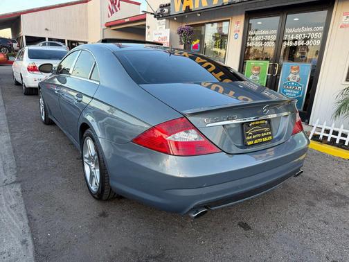 2006 Mercedes-Benz CLS-Class CLS500