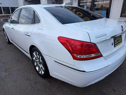 2013 Hyundai Equus Signature