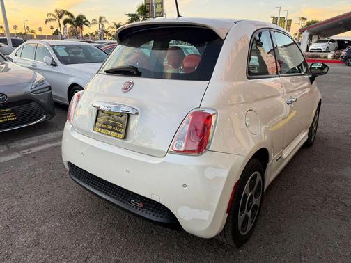 2015 FIAT 500e Battery Electric