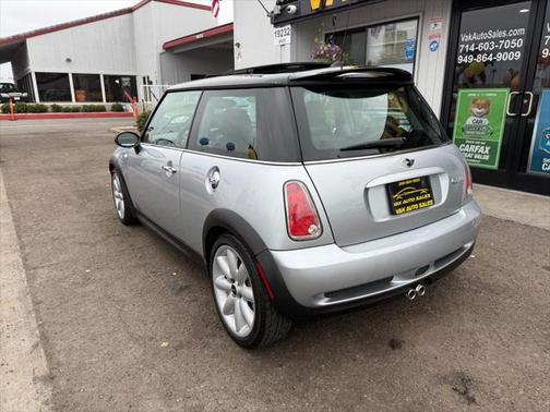 2006 MINI Cooper S Base