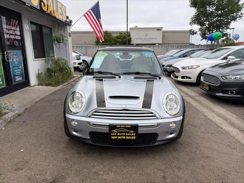 2006 MINI Cooper S Base
